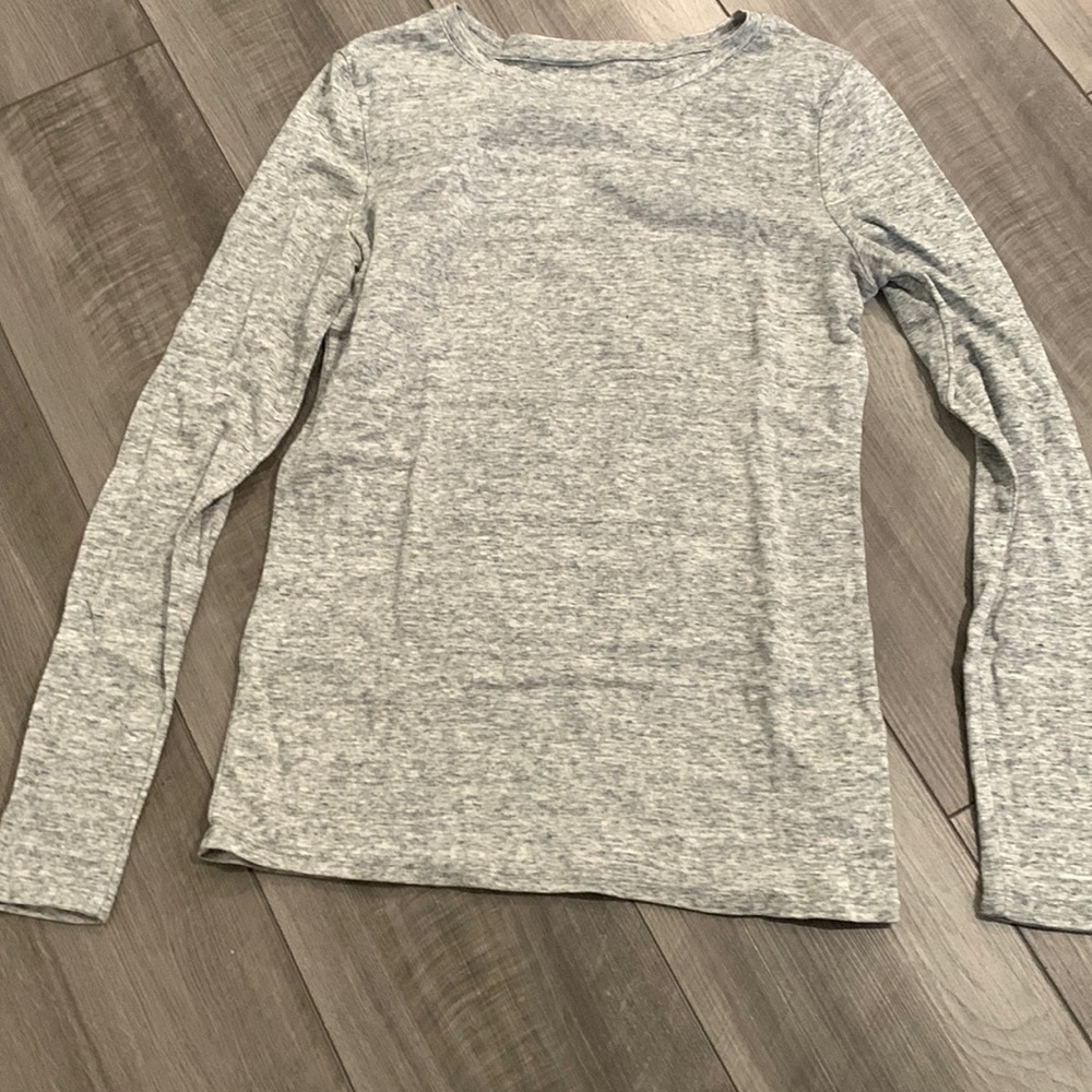 Basic long sleeve tee